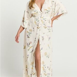 NWT Showpo Inka Cream Floral Maxi Dress with Flowing Sleeves Size 12